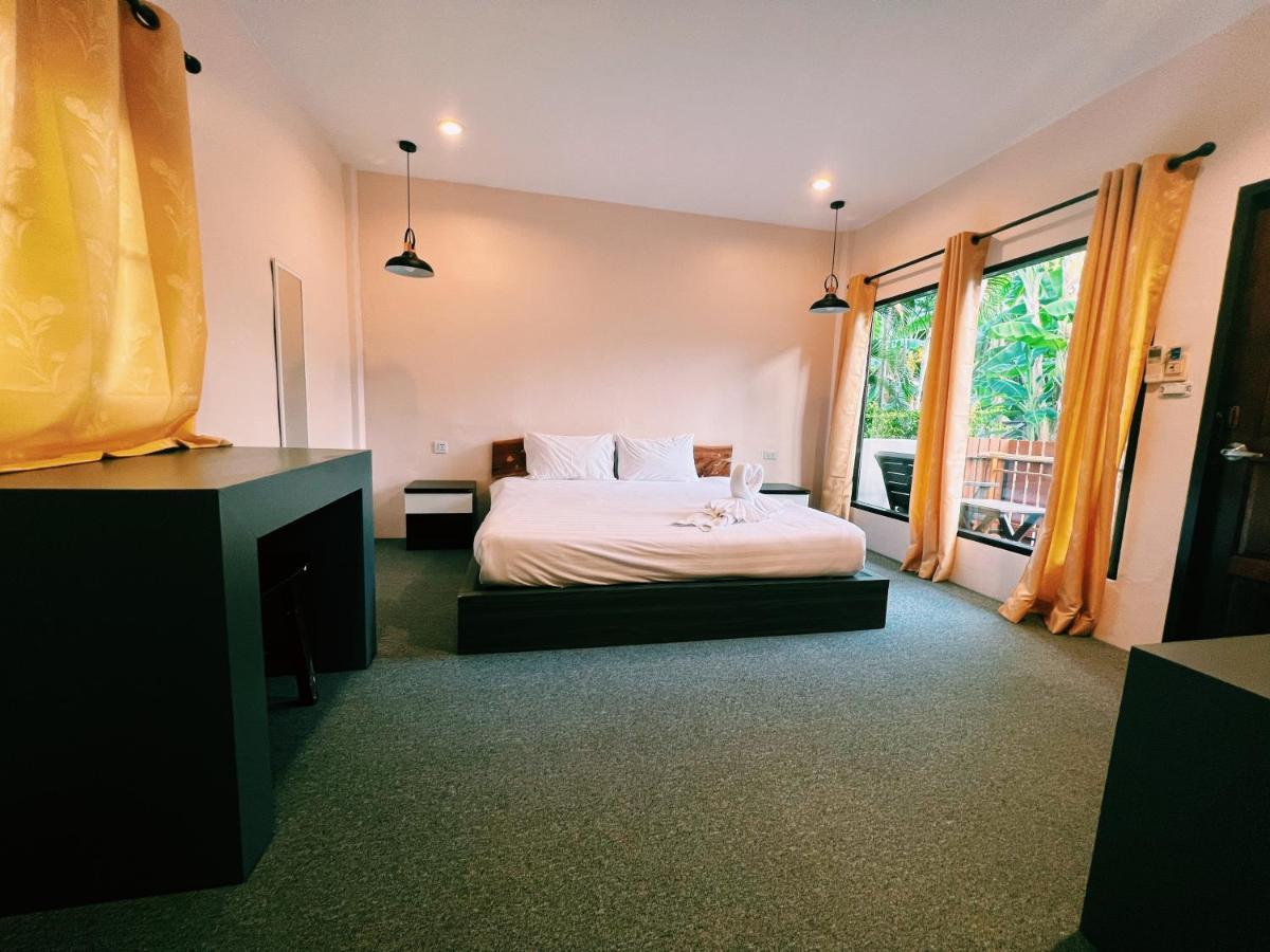 Vivi Hotel Resort プーケット エクステリア 写真