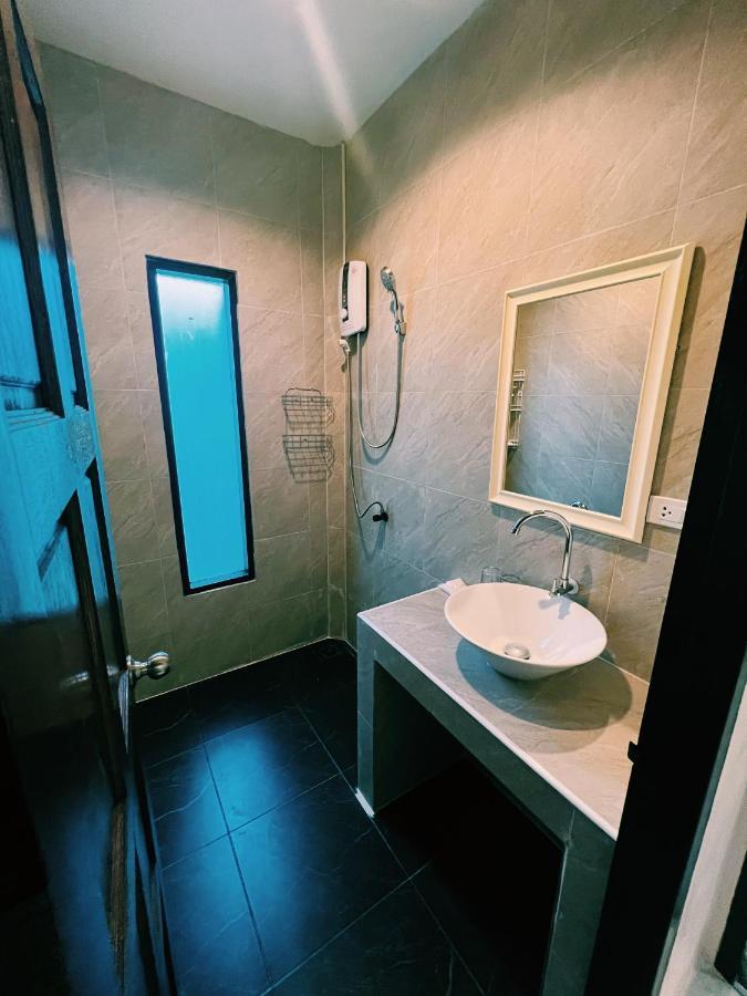 Vivi Hotel Resort プーケット エクステリア 写真