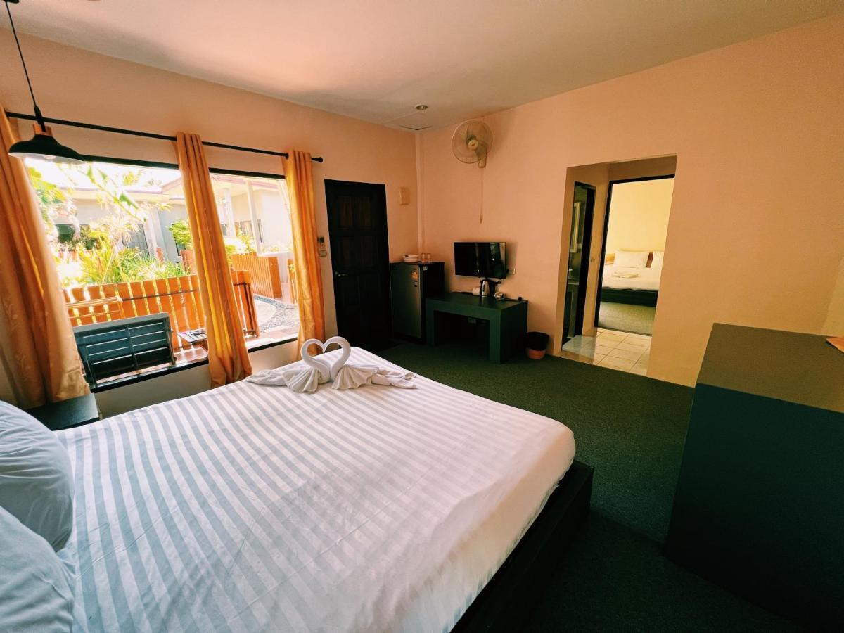 Vivi Hotel Resort プーケット エクステリア 写真