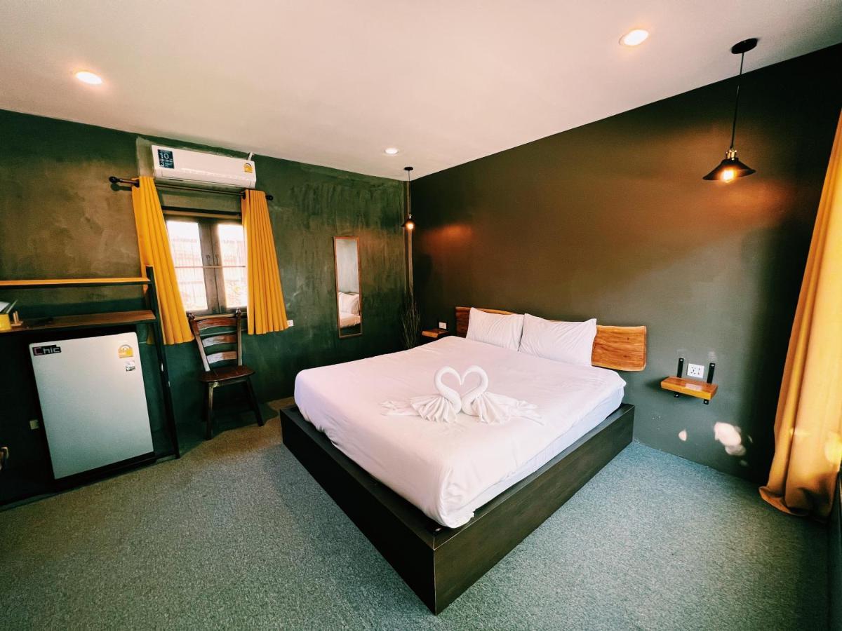 Vivi Hotel Resort プーケット エクステリア 写真